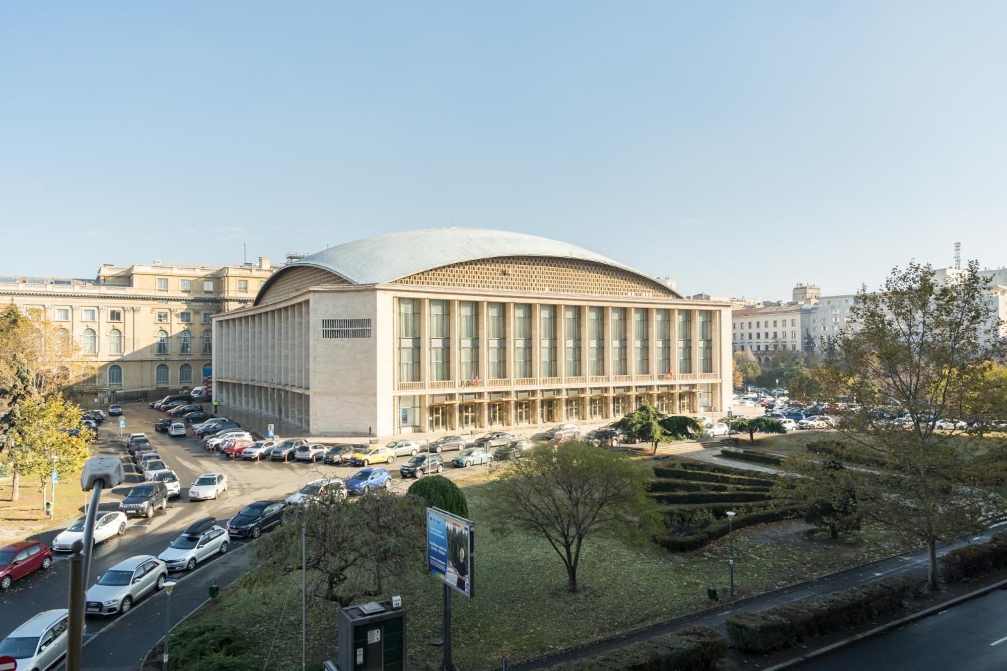 Magnificent Location With Iconic Scenery - Sala Palatului Bukurešť Exteriér fotografie